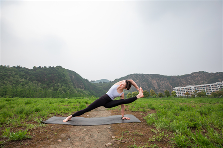 玛尼瑜伽培训教练老师——胡老师