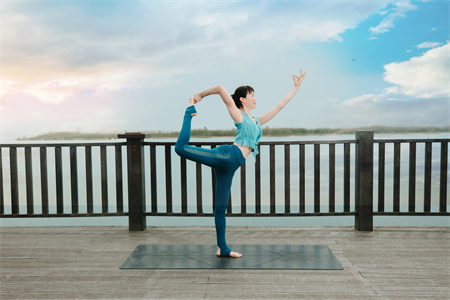 玛尼瑜伽教练培训老师——李睿 玛尼瑜伽教练培训老师——李睿